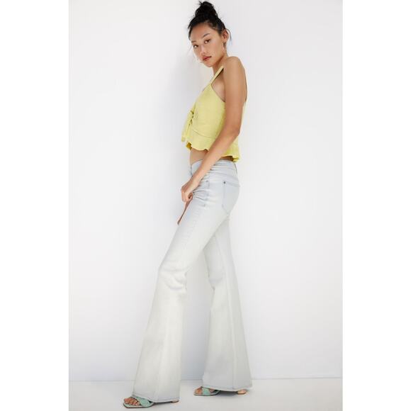 NWT Pilcro Low-Rise Flare Jeans - 32 waist - Picture 3 of 11